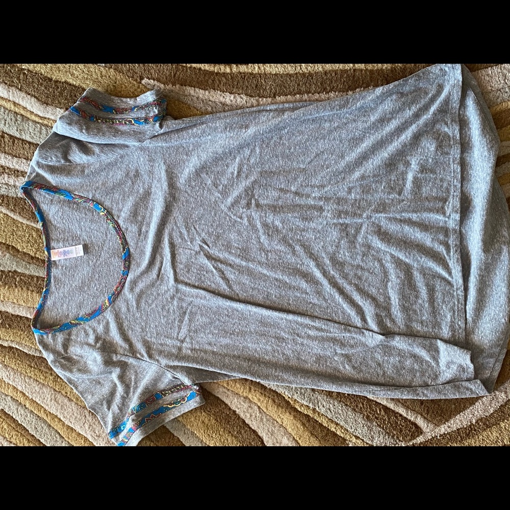 Lularoe classic small shirt